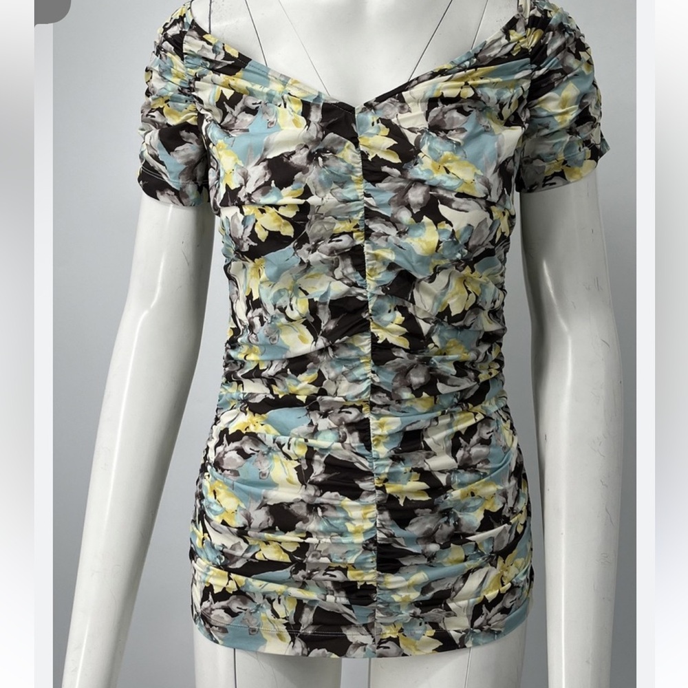 St. John Couture Floral Printed Ruched Stretch
Off-Shoulder Top sz S New